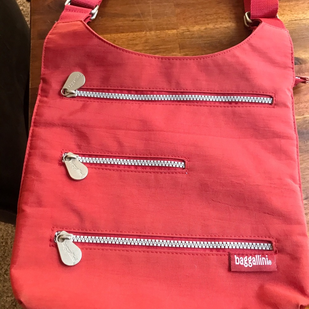 Shoulder bag